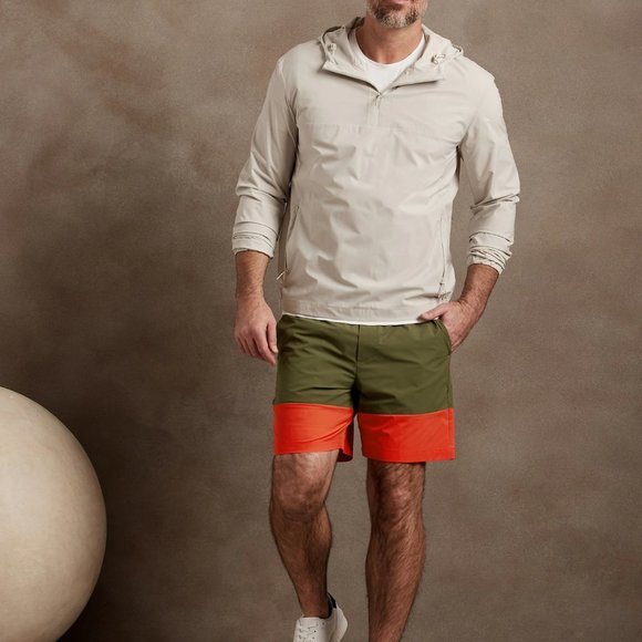 BANANA REPUBLIC MOTION TECH EASY SHORT - Picture 4 of 11